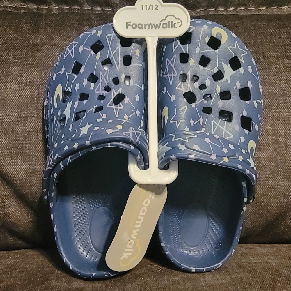 Girls slip on